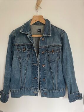 GAP Medium Blue Washed Denim Jacket